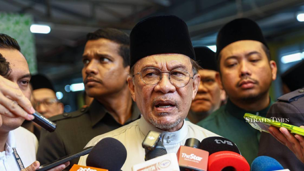Only Agong Can Remove Azam Baki From NFCC Board, Says Anwar