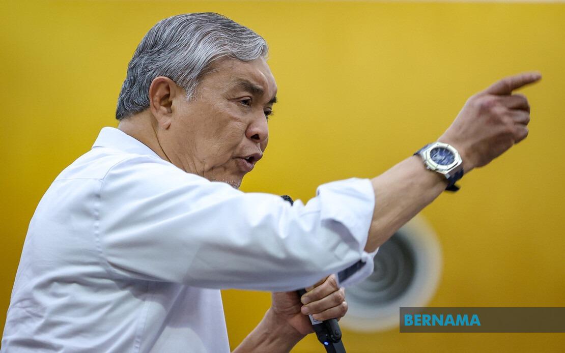 Ahmad Zahid Calls for Leadership Training to Build Politically-Aware Student Generation