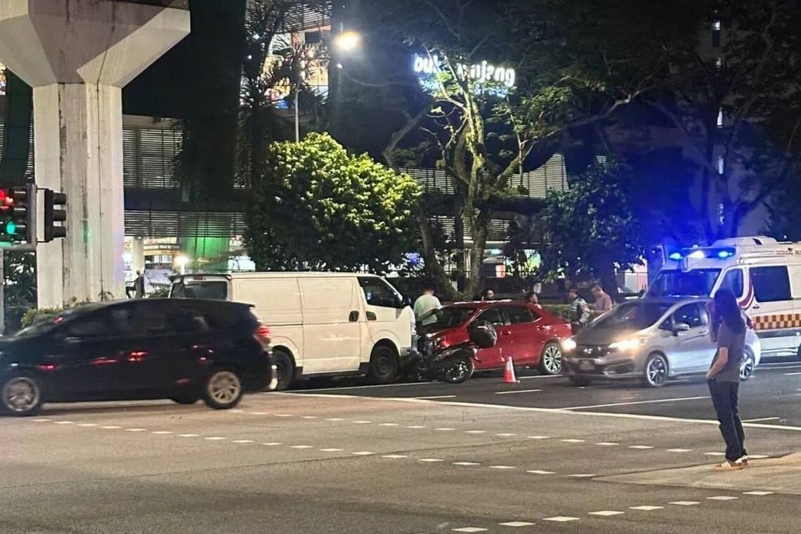 Singapore Van Driver Arrested After Multi-Vehicle Crash; Drug Driving Suspected