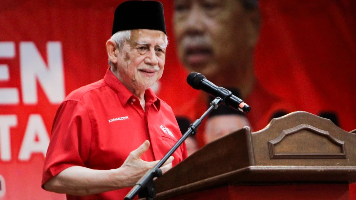 Kelantan Bersatu Takes Azmin, Radzi Removal in Stride as PN Reshuffles Leadership