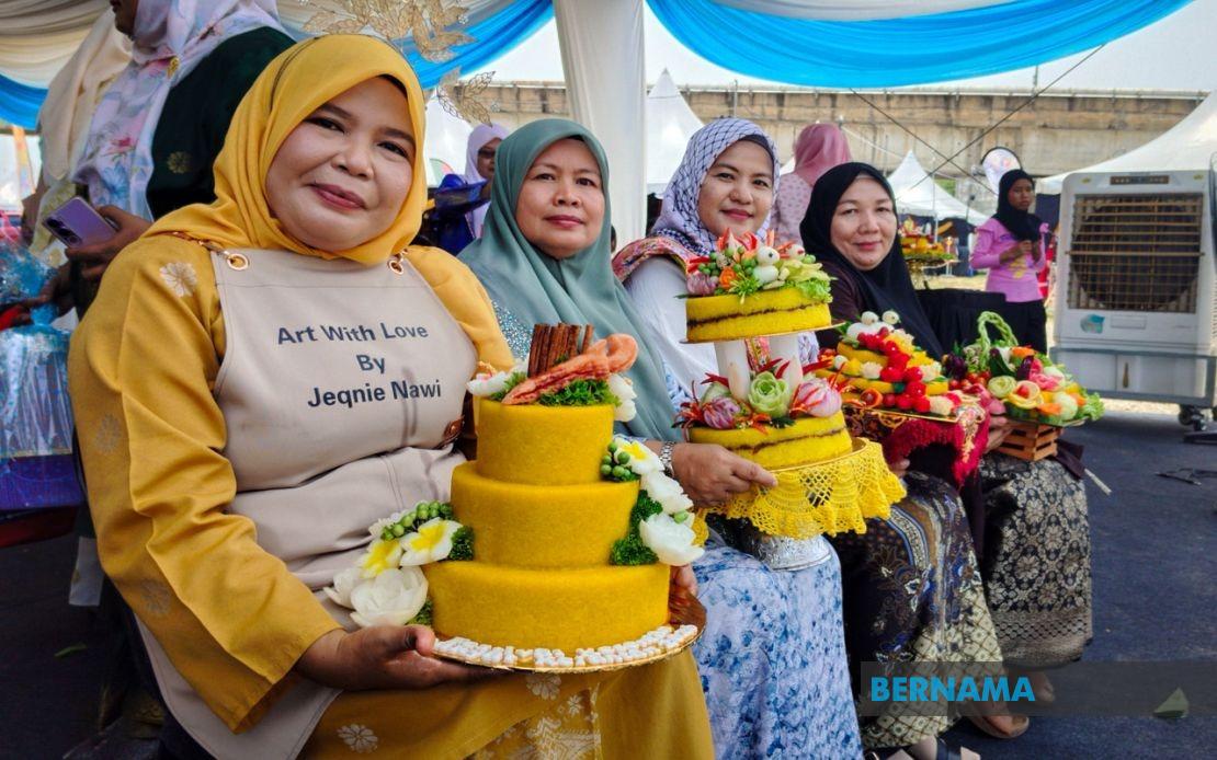 From Resort Career to Culinary Success: How a Kelantan Chef Built a Business Around Pulut Kuning