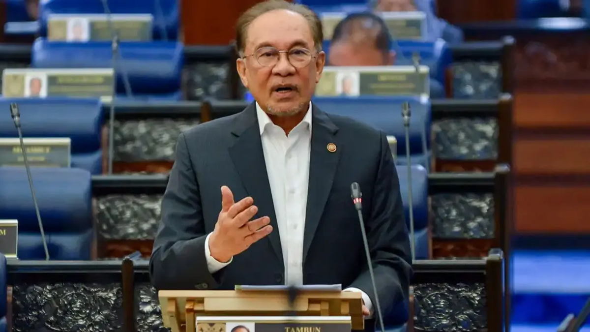 Anwar Defends Government Timeline, Dismisses Early Election Pressure