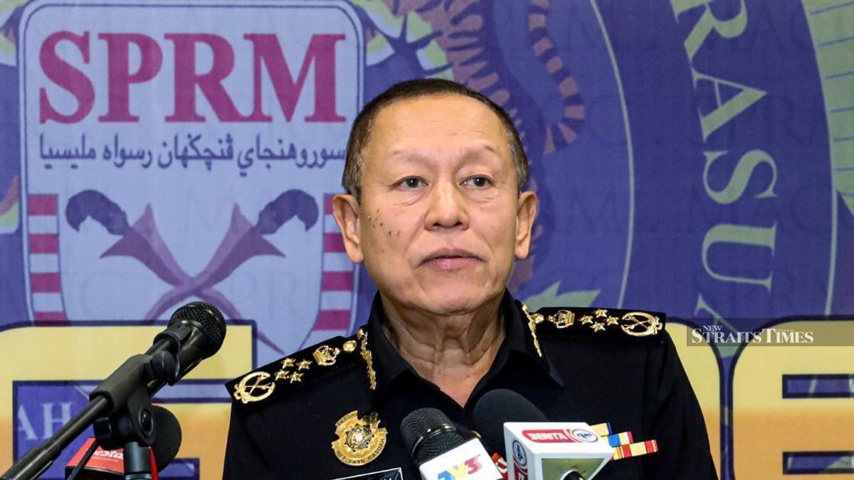 Former CFO Faces Third Day of Grilling Over RM370 Million Plantation Share Acquisition