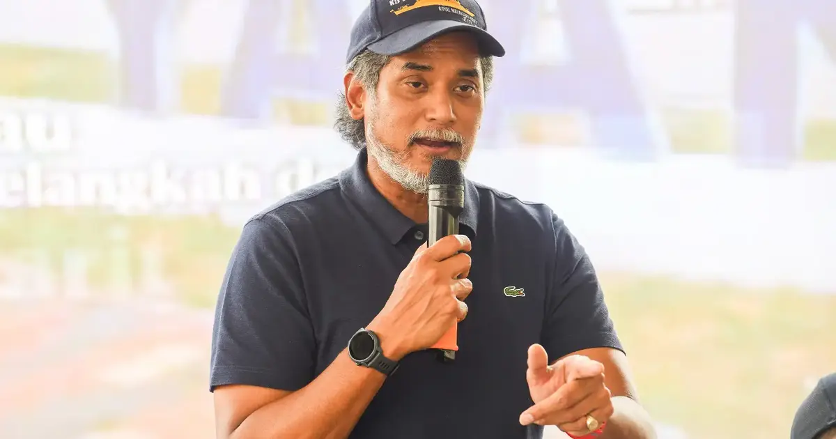 Khairy Accuses Pakatan Harapan of Copying Barisan Nasional's Election Promises