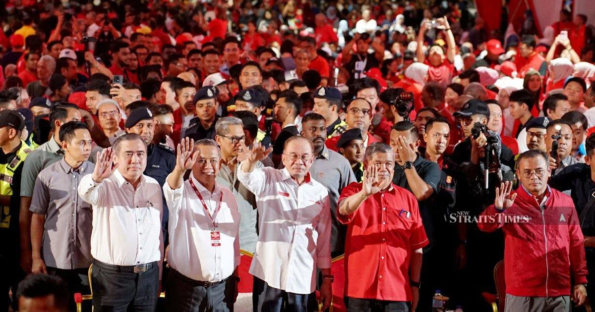 Anwar Cautions Politicians Against Weaponising Royal Institution in Negri Sembilan Campaign
