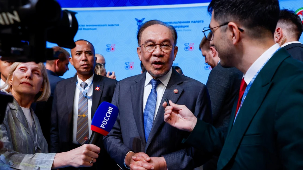 Anwar Ibrahim Champions Cultural Diplomacy, Reveals Love of Russian Arts