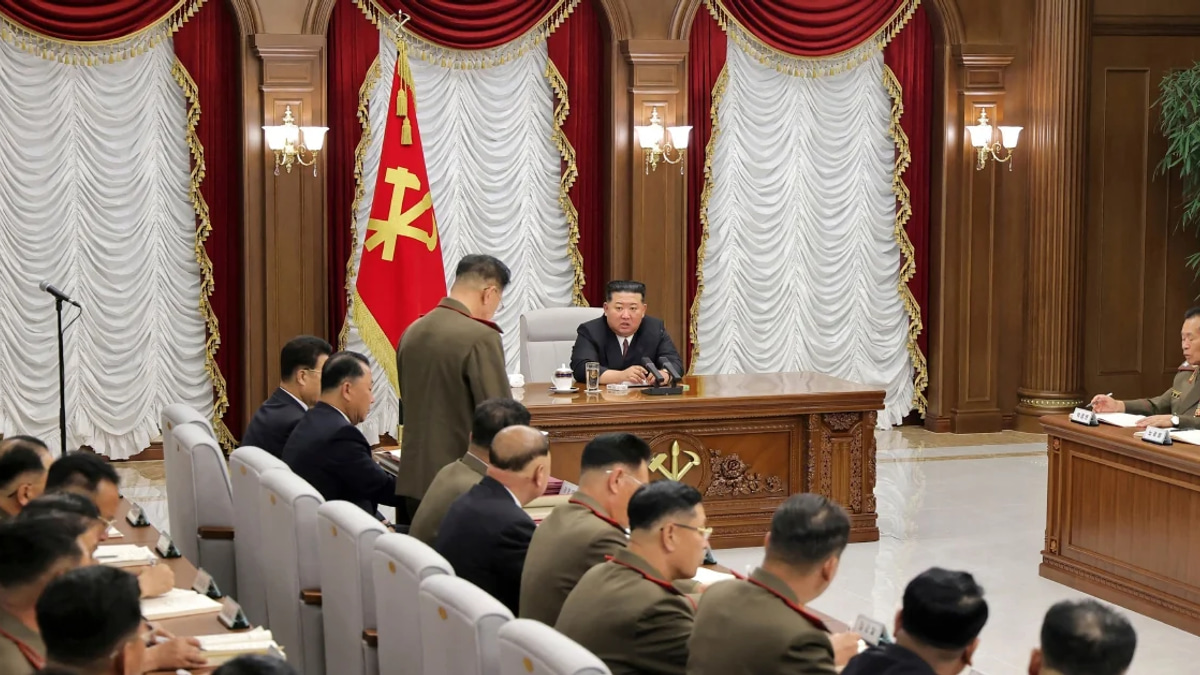 Kim Jong Un Purges Senior Military Official for Corruption, Condemns Graft as 'Political Crime'