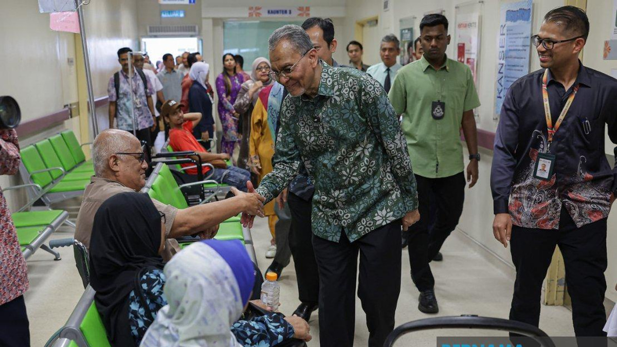 Malaysia's Health Ministry Targets Workplace Mental Health Policy Completion by October