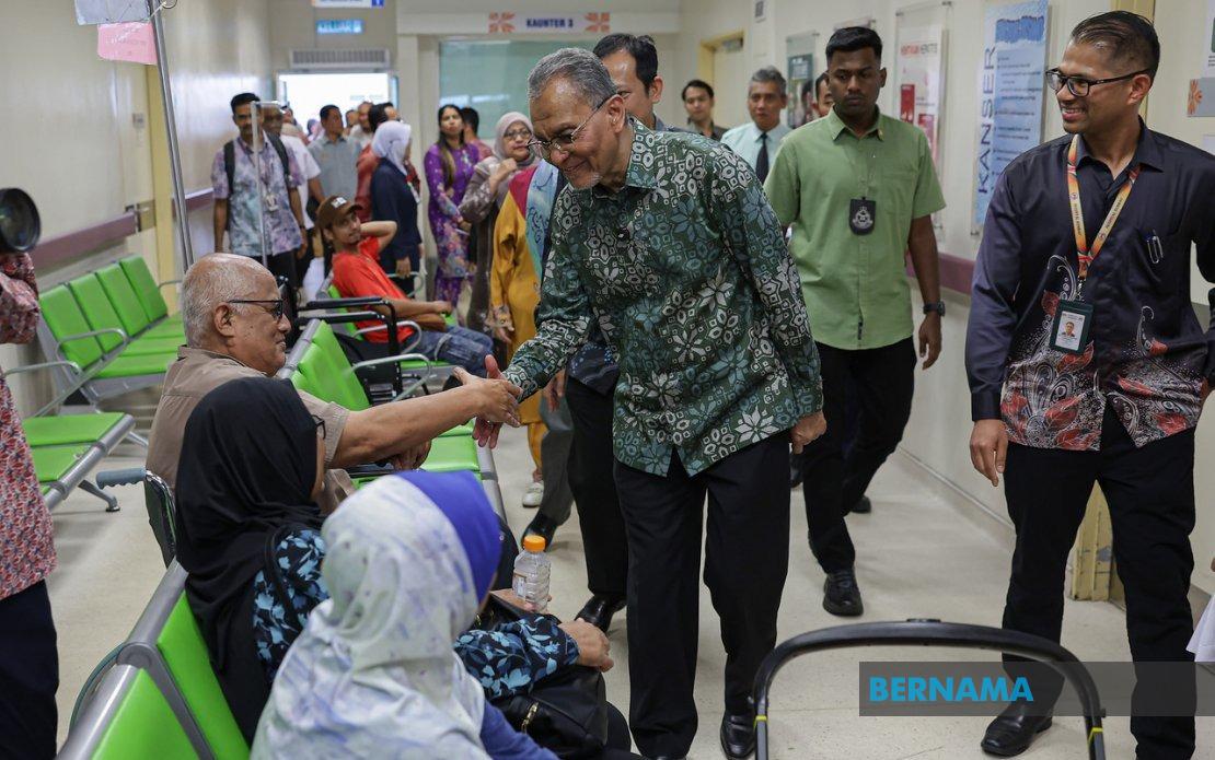 Malaysia's Health Ministry Targets Workplace Mental Health Policy Completion by October