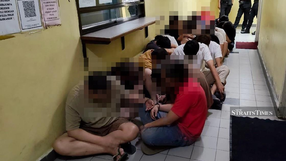 159 Chinese nationals charged in cryptocurrency 'calling centre' scam in Johor