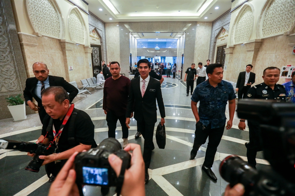 Syed Saddiq awaits Federal Court ruling on money-laundering charges as supporters gather