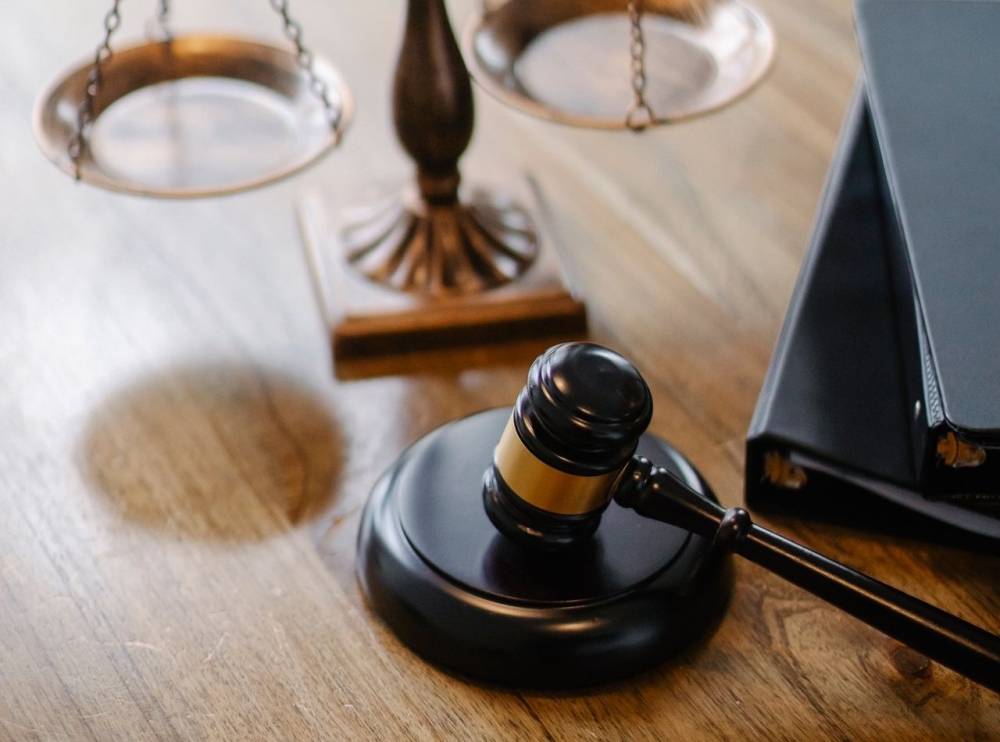 Driver of Former High Court Judge Receives Three-Month Sentence for Criminal Intimidation