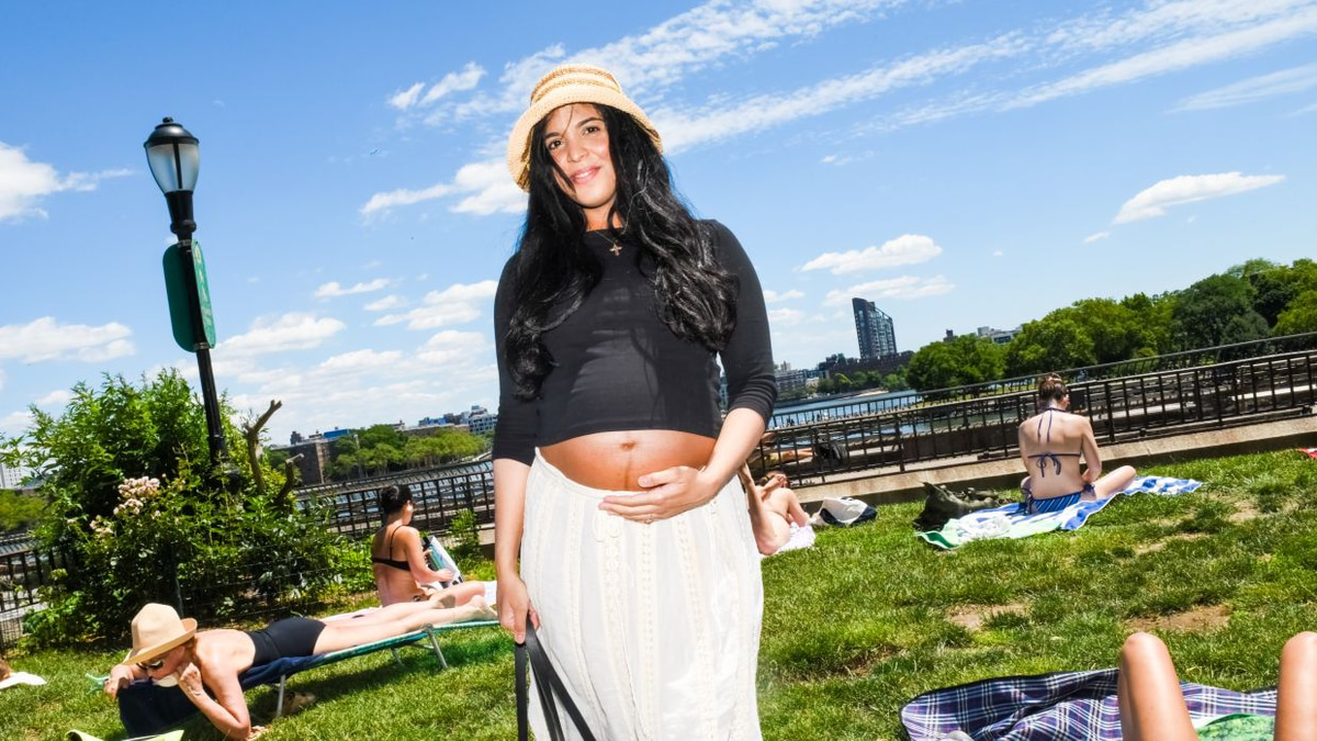 The New Maternity Fashion: Celebrating Rather Than Hiding the Pregnant Body