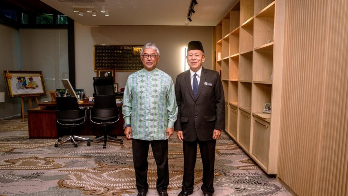 Pahang Sultan Receives MACC Chief For Governance Briefing