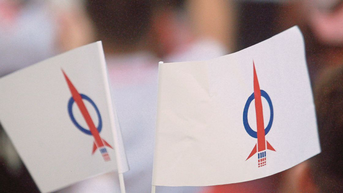 DAP's August Congress Vote Will Reveal Strain in Malaysia's Unity Coalition