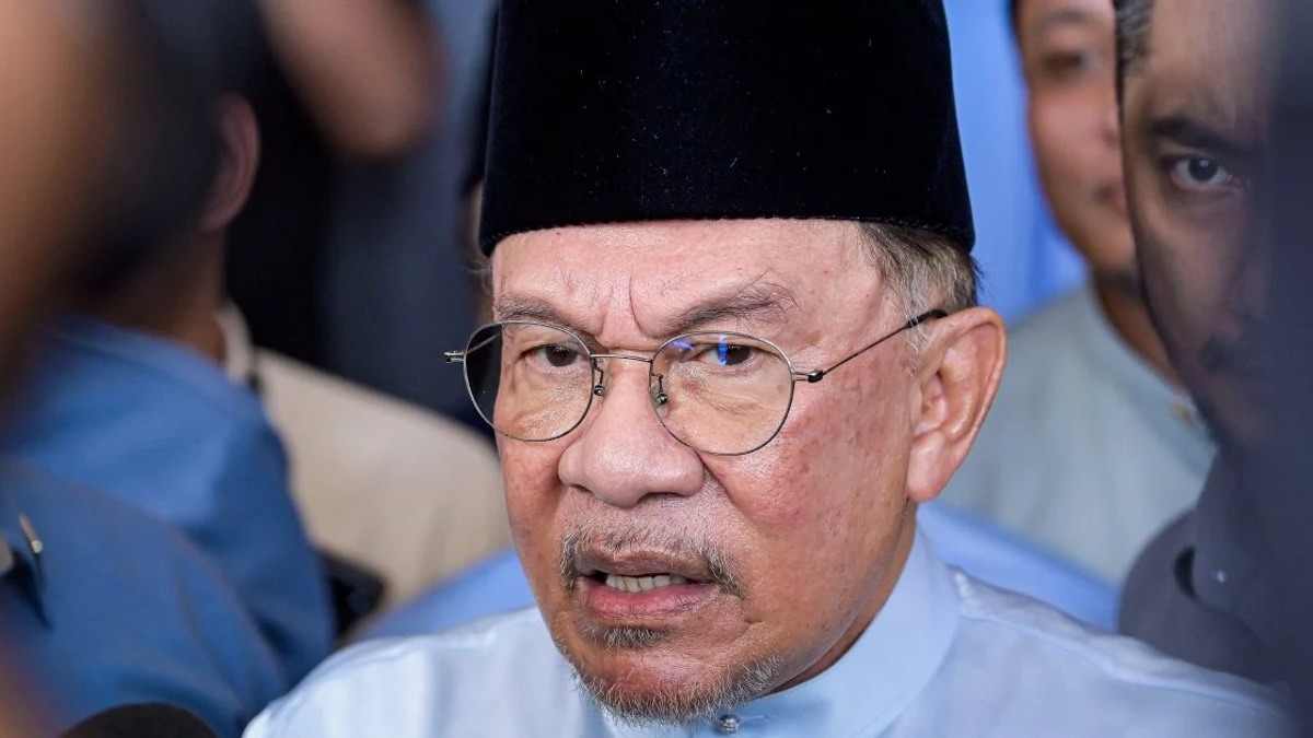 Anwar Denies Reports of Onn Hafiz Exclusion from Felda Event