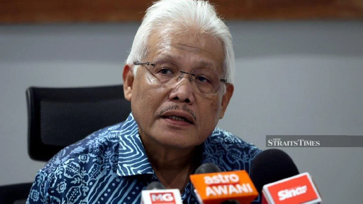 Hamzah Zainudin Positions Parti Wawasan Negara as Bridge Between Pas and Umno