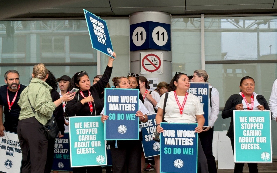 WestJet Strike Disrupts Travel for 250,000 Passengers as Ground Pay Dispute Escalates