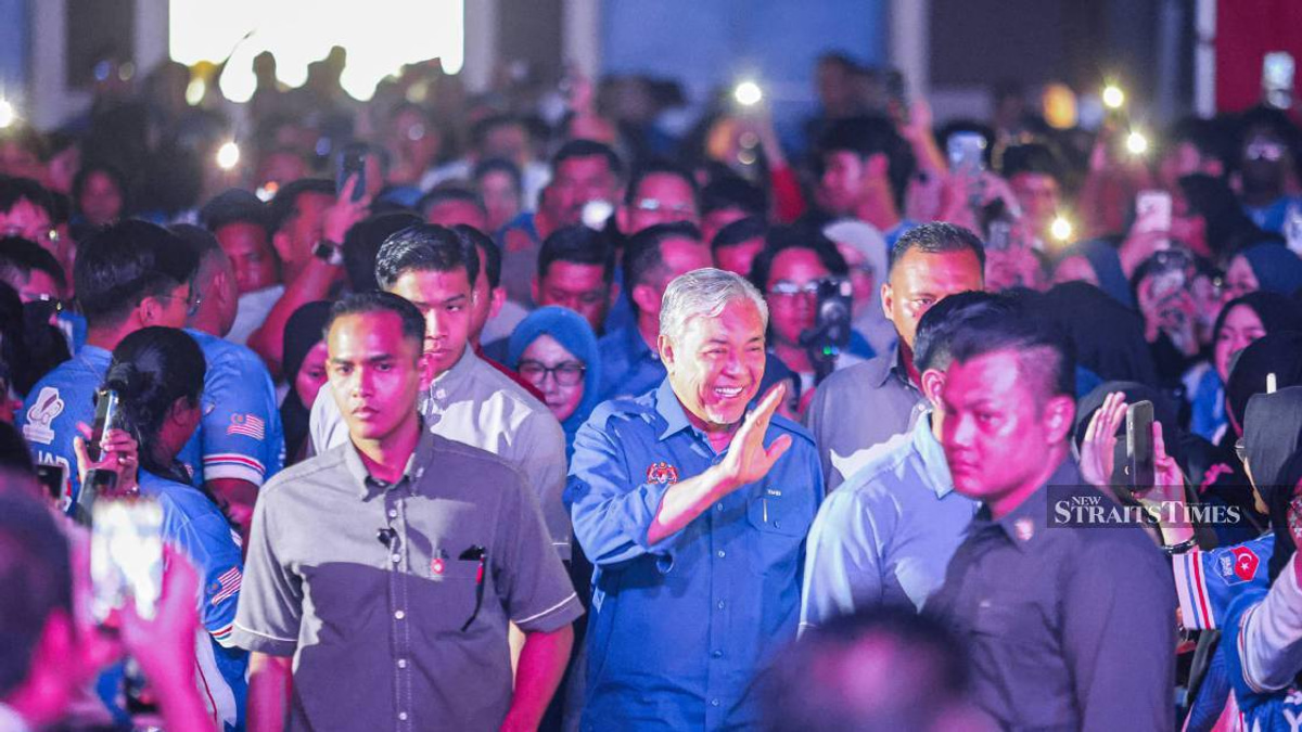 Zahid calls on Johor youth to back Onn Hafiz in state election push