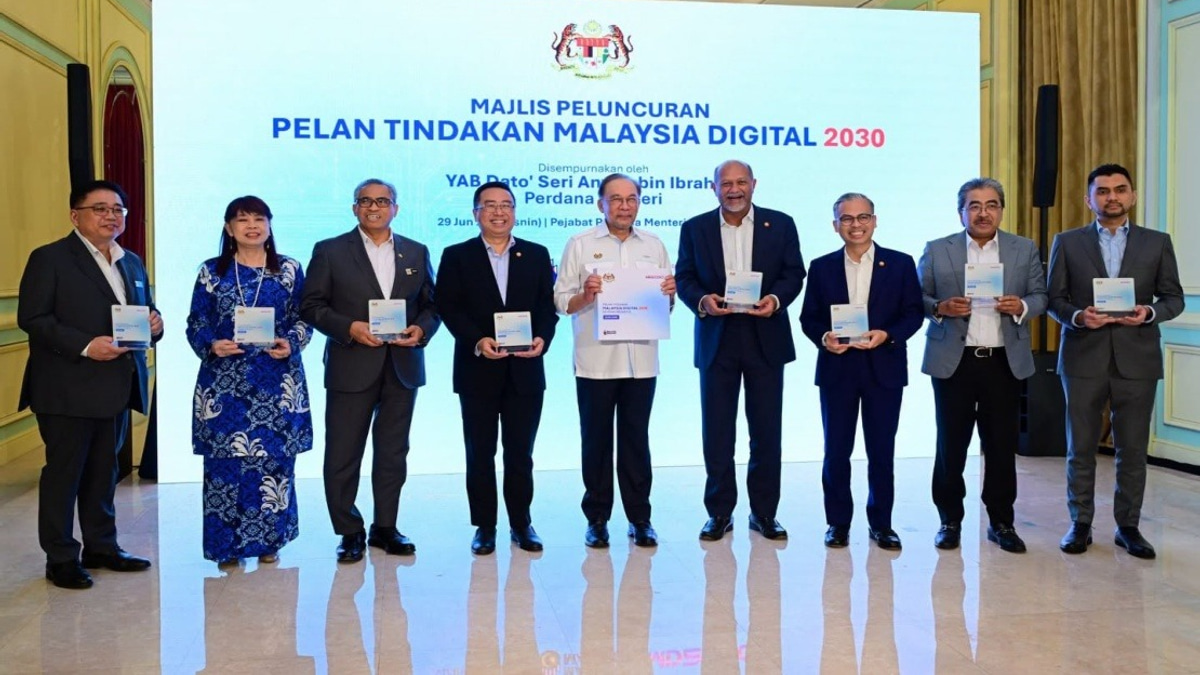 Civil Service Paperless Drive Cuts Costs by RM1.99 Million