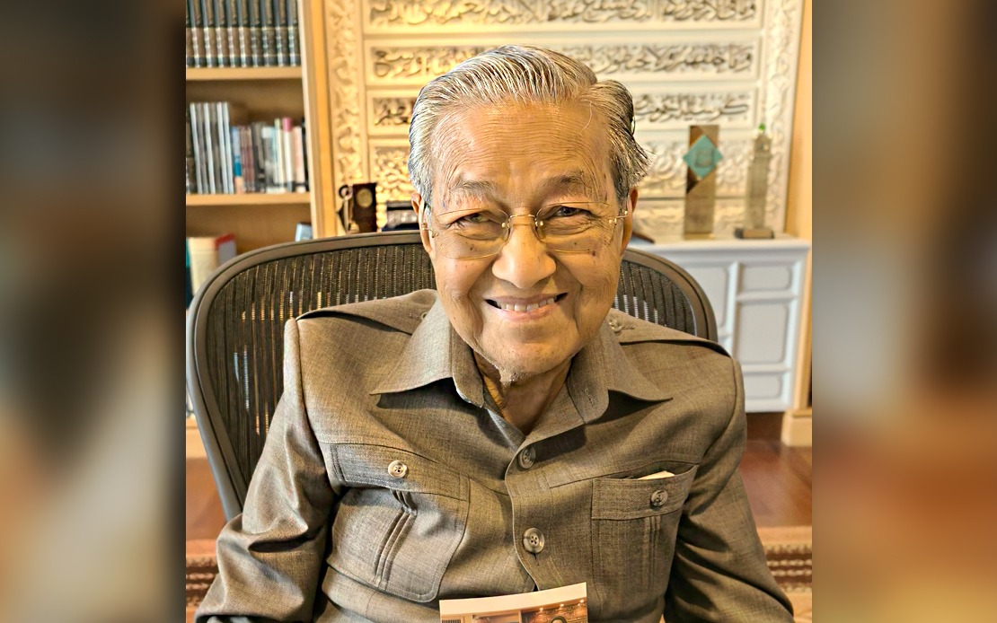 Cabinet Ministers Mark Dr Mahathir's 101st Birthday with Warm Tributes