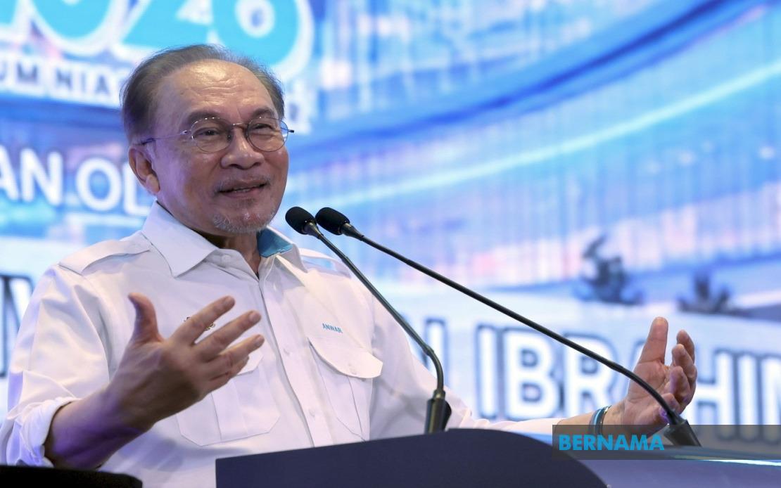 Anwar Calls for Mentorship Model in Bumiputera Entrepreneurship Rather Than Top-Down Approach