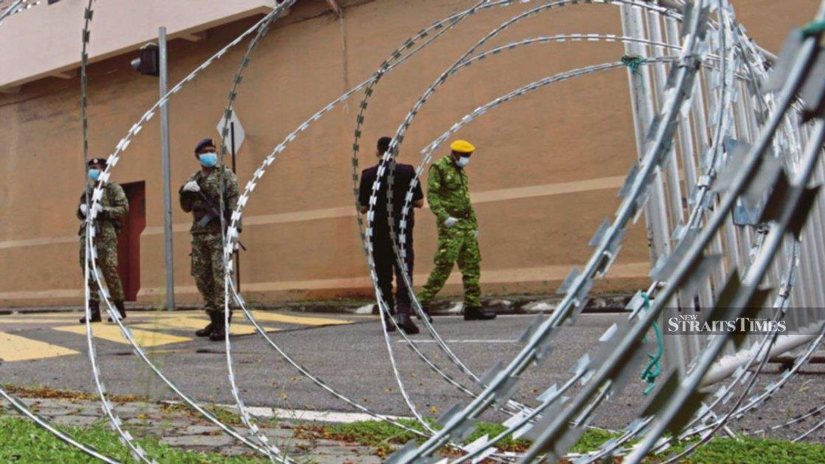 Police Launch Investigation Into Inmate Death and Abuse Allegations at Temiang Prison