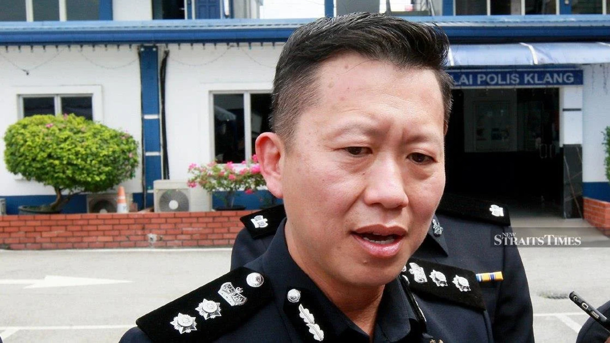Man detained after threatening MCBA officer with gun