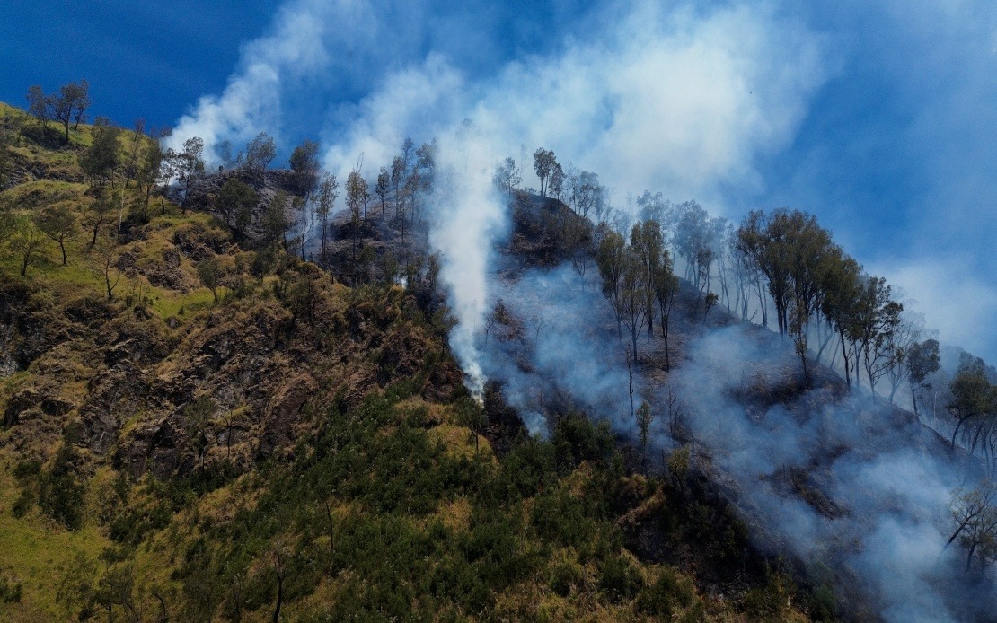 Indonesia Closes Mount Bromo to Tourists as Wildfire Ravages East Java Peak