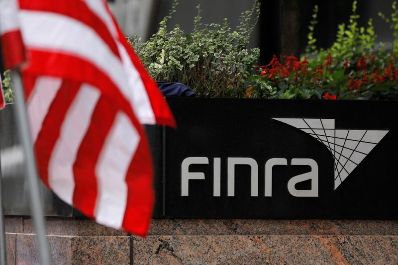 Wall Street Regulator Jumps to Fintech as AI Reshapes Investment Banking