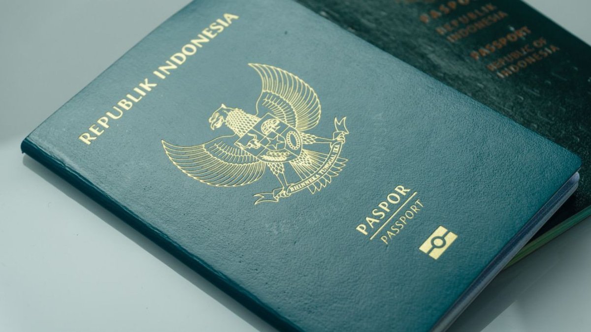 Mixed-Marriage Advocates Push Back Against Indonesia's Selective Dual Citizenship Plan