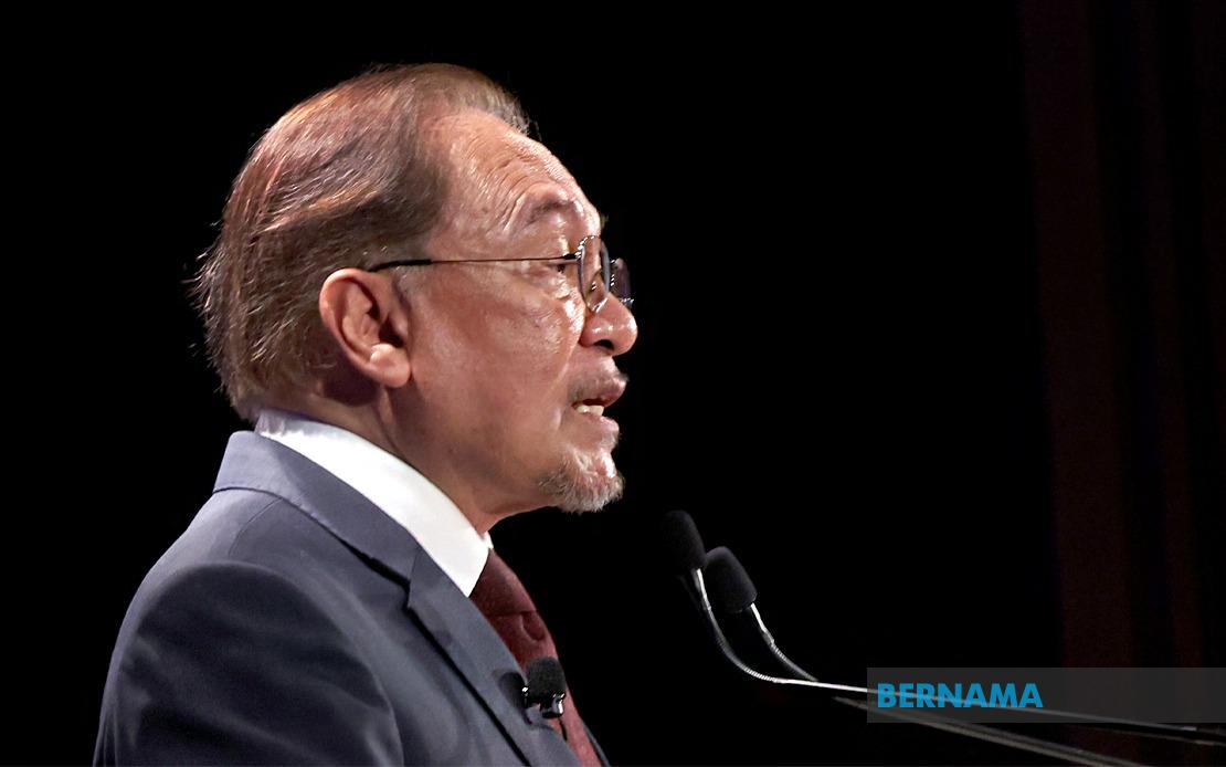 Anwar's Busy Final Day In Turkmenistan Focuses On Economic Ties