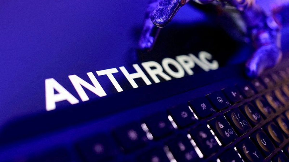 Anthropic Names Global Affairs Chief to Navigate AI Policy Tensions