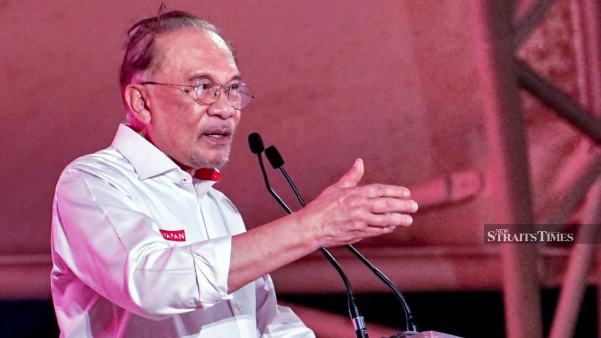 Malaysia's 5.8% Growth Signals Strong Recovery, But Structural Reforms Cannot Pause, PM Warns