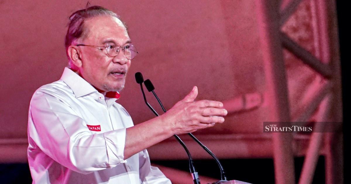 Malaysia's 5.8% Growth Signals Strong Recovery, But Structural Reforms Cannot Pause, PM Warns
