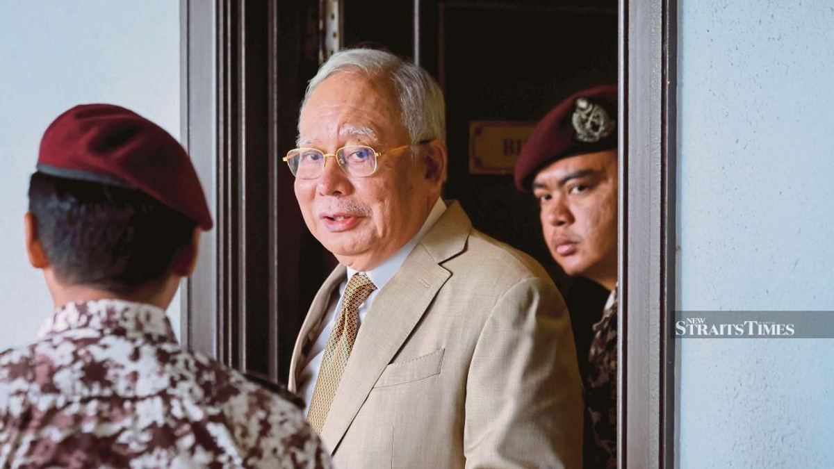 Malaysian Bar Seeks Review of Najib's Commuted Sentence as Courts Grapple with High-Profile Cases