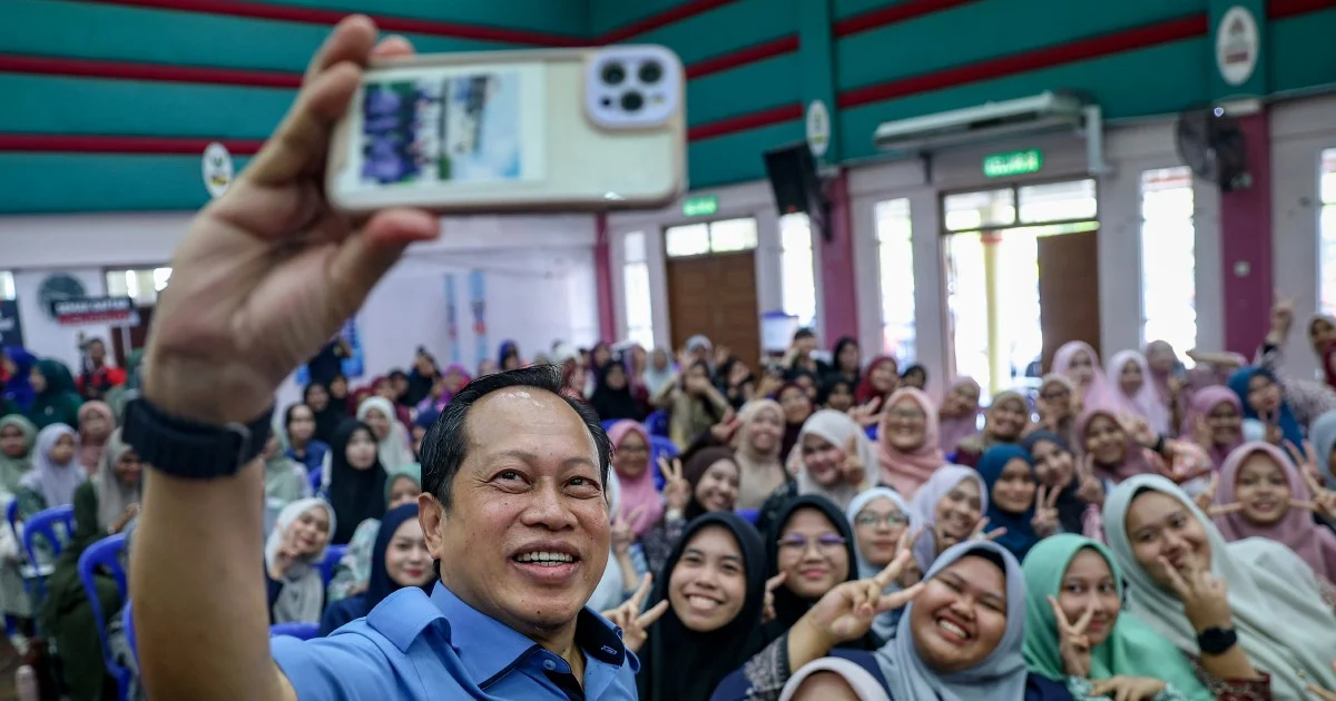 Johor BN Denial: Ahmad Maslan Dismisses DAP's Claims of Coalition Weakness