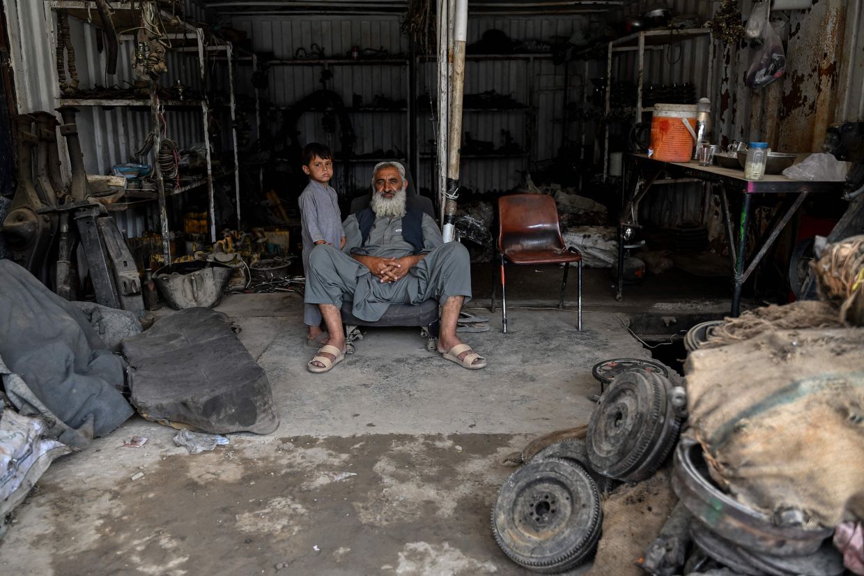 Afghanistan's car trade collapses as regional conflicts sever supply lines