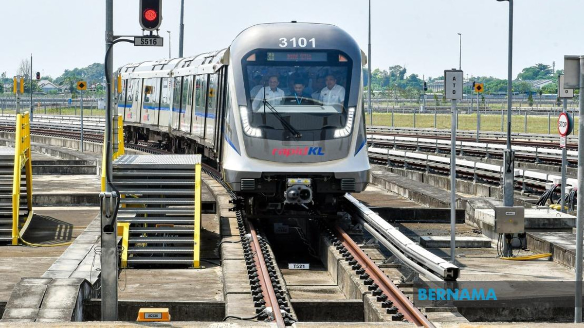 Free Month-Long LRT3 Rides Offer Students and Commuters Chance to Experience Shah Alam Line