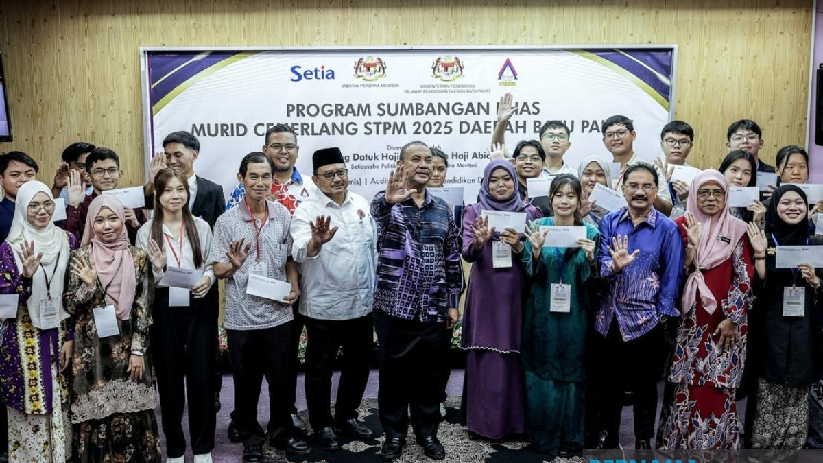 214 STPM Achievers in Batu Pahat Receive Prime Minister's Recognition Awards