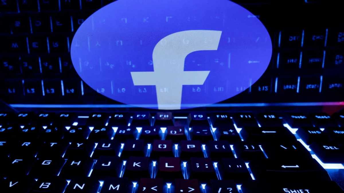 Thai Man Sentenced to 18 Months Prison for Royal Defamation Facebook Comment