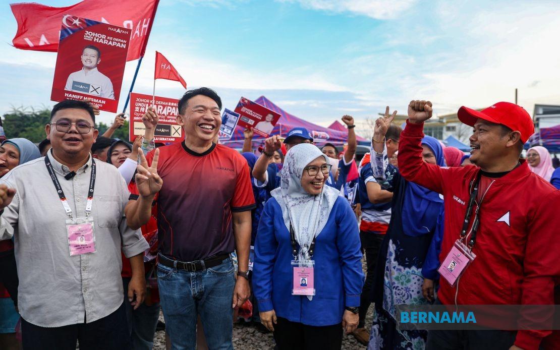 Johor Election Candidates Demonstrate Political Civility at Night Market Encounter