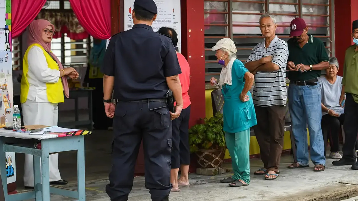 Bersatu Supporters May Shift to Pakatan Harapan Despite PN Alliance, Analyst Suggests