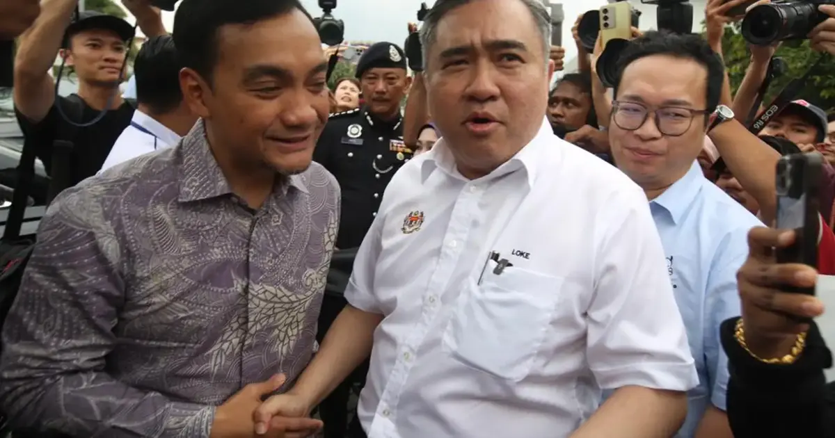Loke and Onn Hafiz Navigate Diplomatic Tensions at First Official Meeting