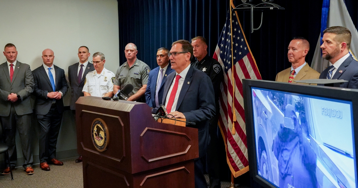 Woman Charged with Terrorism Over Plot to Bomb New York Capitol Building