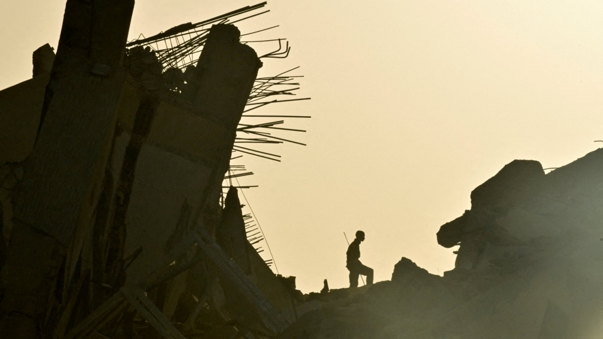 Venezuela Earthquake Toll Climbs to 1,450 as Rescue Window Closes