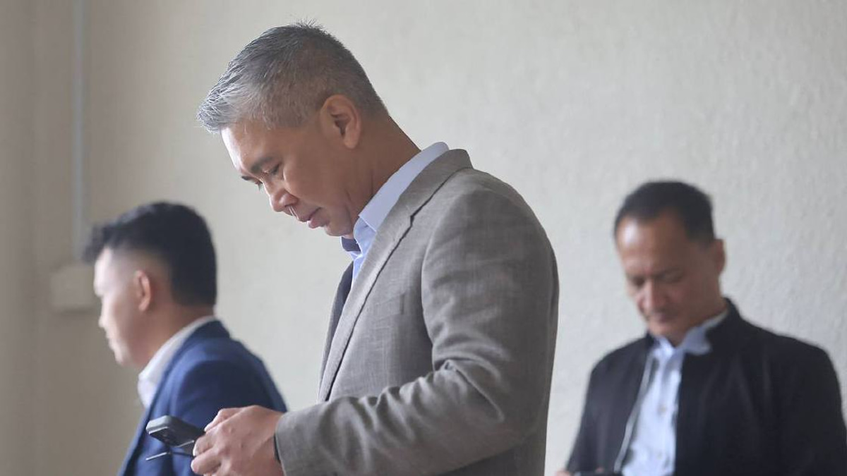 Muhyiddin's minutes functioned as actionable directives, Tengku Zafrul testifies in court proceedings
