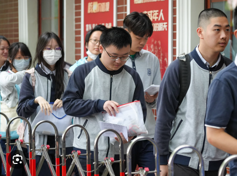 Chinese Universities Crack Down on Smart Wearables in Exam Halls as High-Tech Cheating Escalates