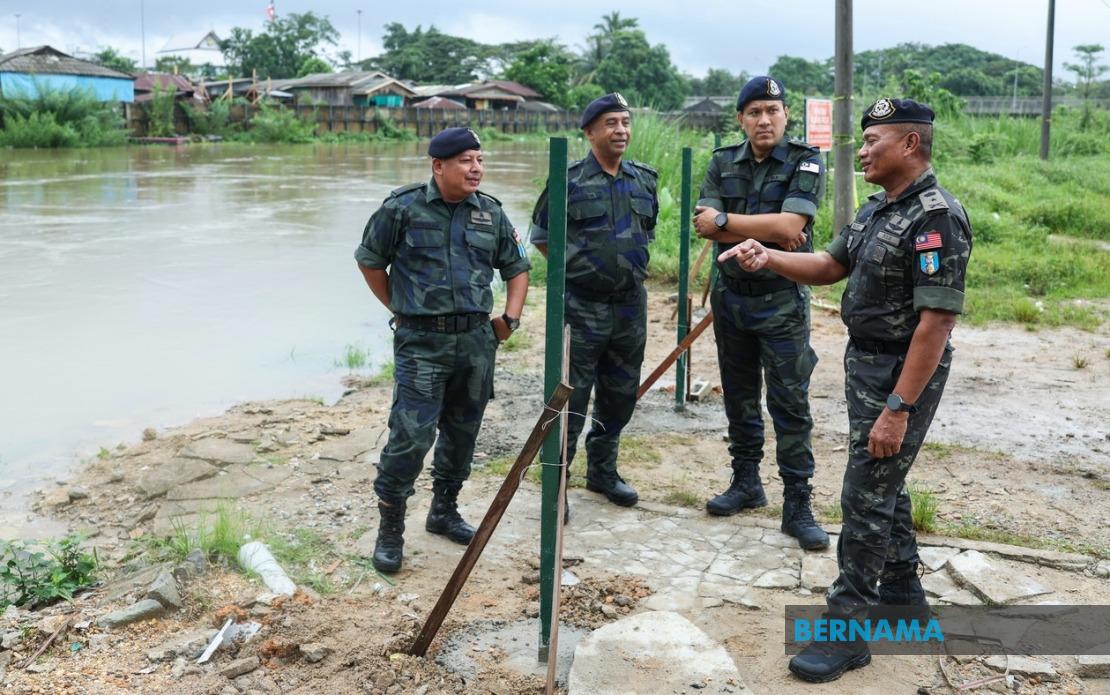 Smuggling Syndicates Deploy New Tactics Using Small Groups to Bypass Border Security