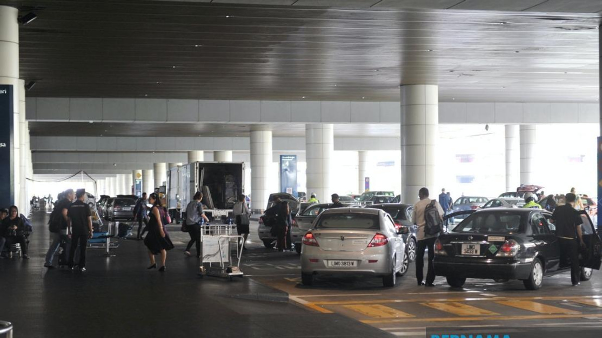 JPJ Ramps Up Airport Enforcement Against Illegal Taxi Touts